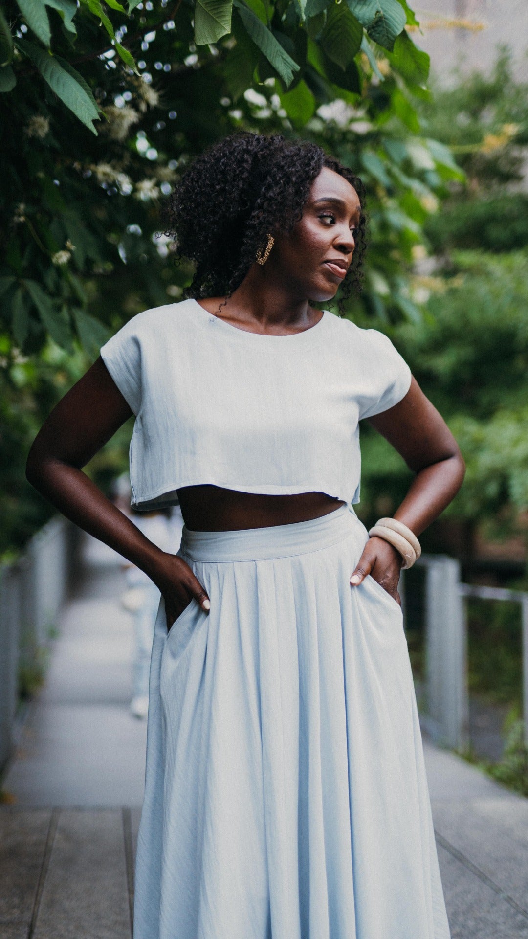 White two piece outlet skirt set